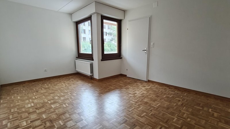 Foto 7 di Schaffhauserstrasse 95, Zürich