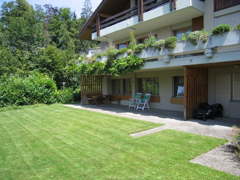 Foto 3 di Redingweg 2, Hünibach