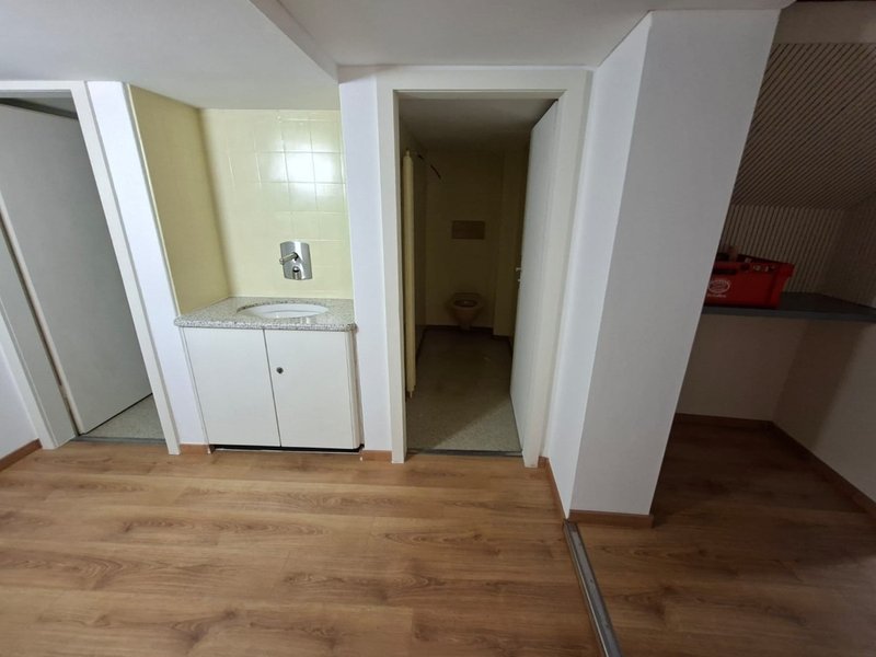 Photo 4 de Rehetobelstrasse 40, EG Zimmer 4, St. Gallen