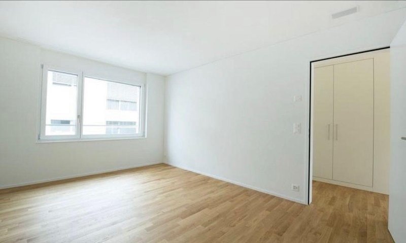 Photo 7 of Wehntalerstrasse 426, Zürich
