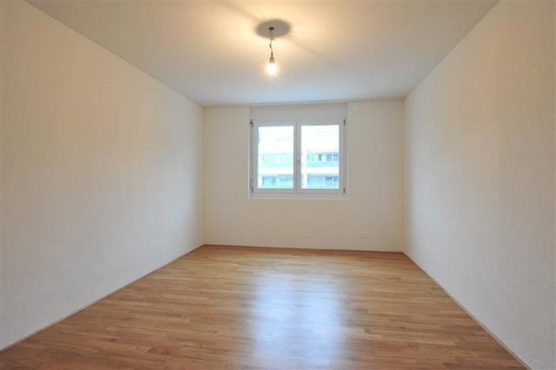 Foto 4 di Rebrainstr. 19, Adlikon b. Regensdorf