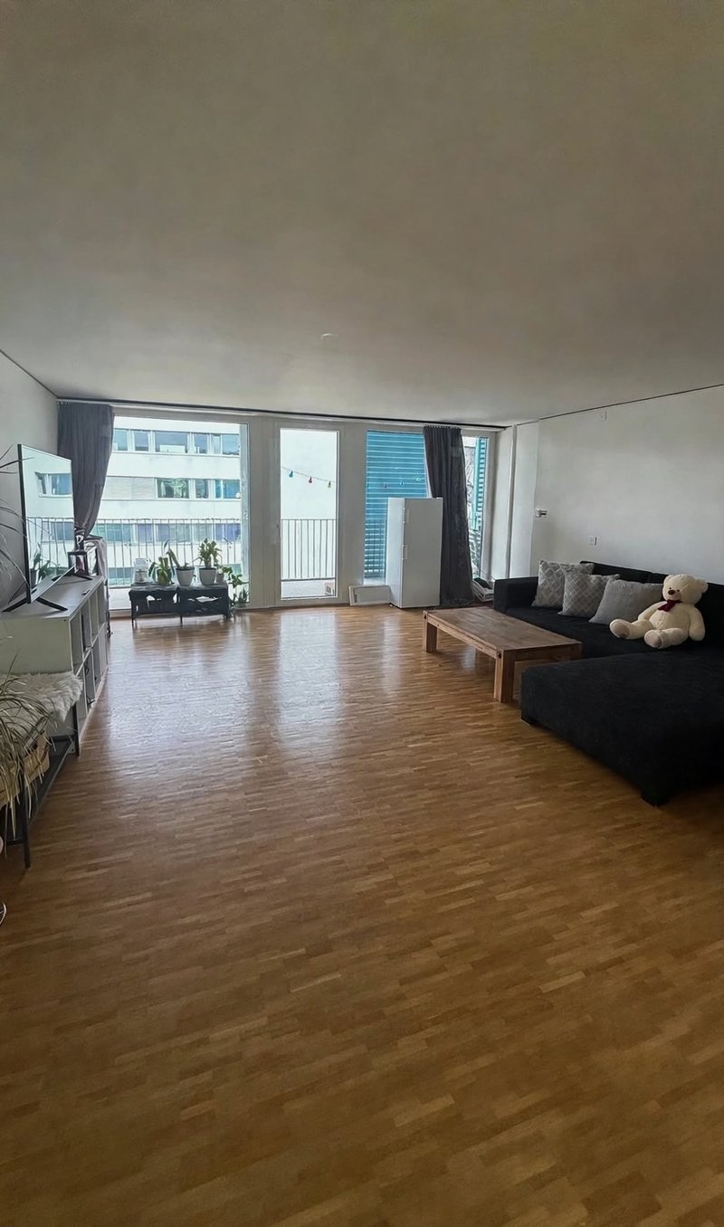 Foto 2 di Margrit-Rainer-Strasse 11a, Zürich