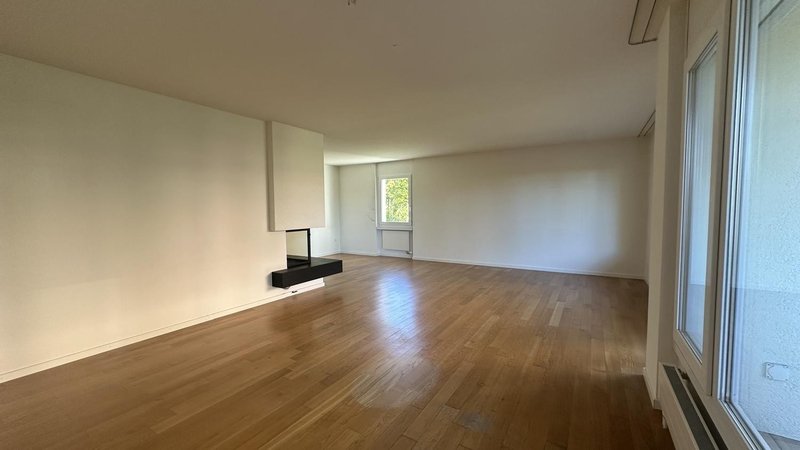 Foto 2 di Bühlstrasse 3, Zollikerberg