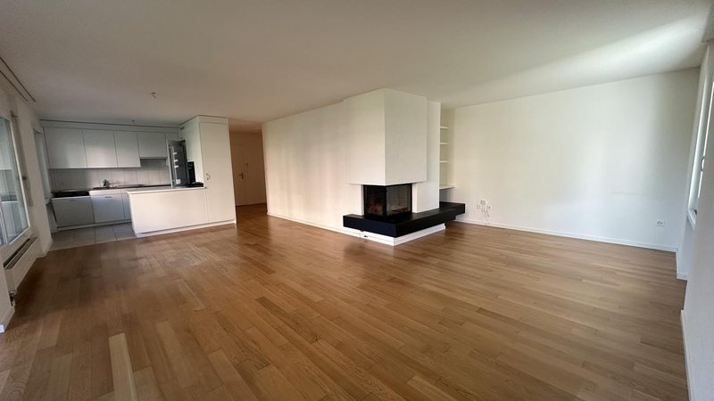 Foto 3 di Bühlstrasse 3, Zollikerberg