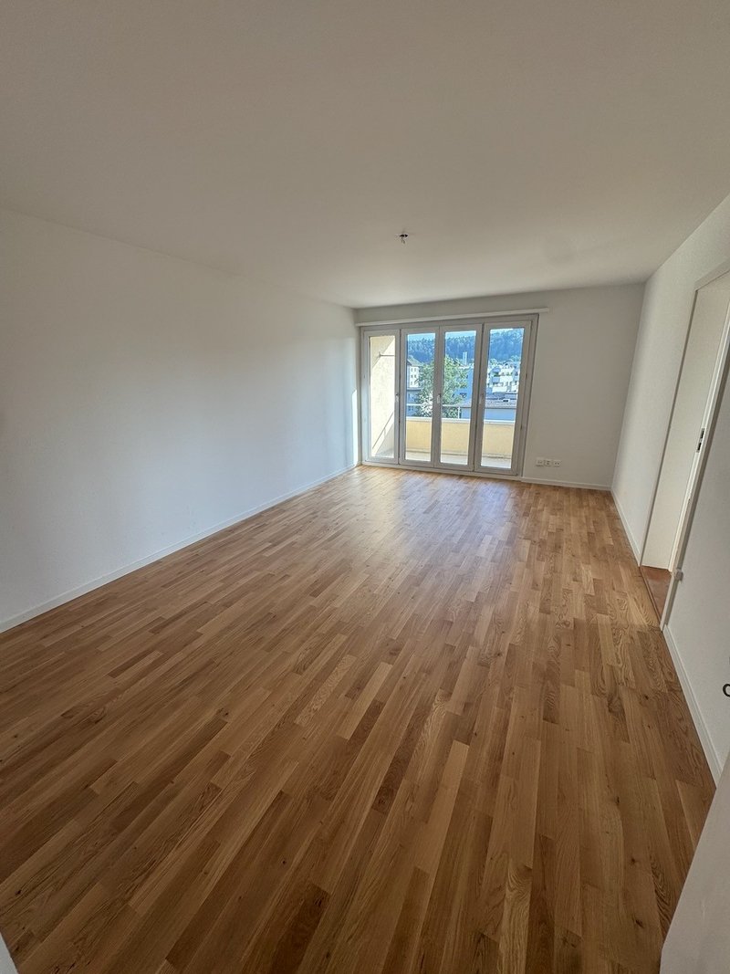 Photo 2 of Überlandstrasse 327, Zürich