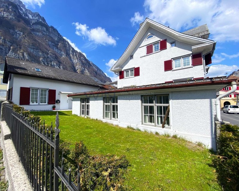 Photo 1 of Glarus