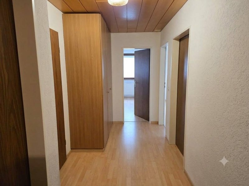 Foto 1 di Niederlenz