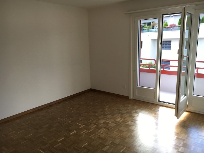 Photo 3 de Glärnischstrasse 7a, Tann