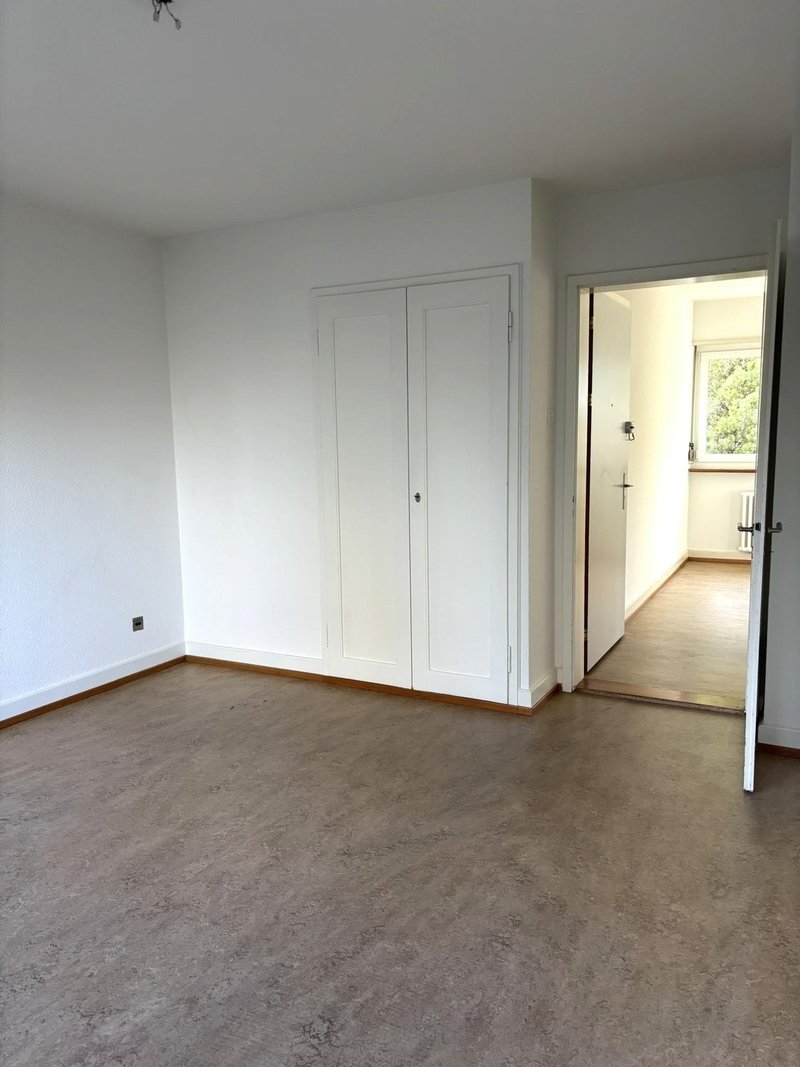 Foto 5 di Schaffhauserstrasse 492, Zürich