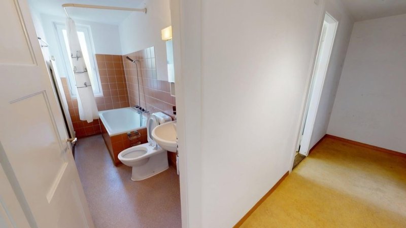 Foto 4 di Badenerstrasse 562, Zürich