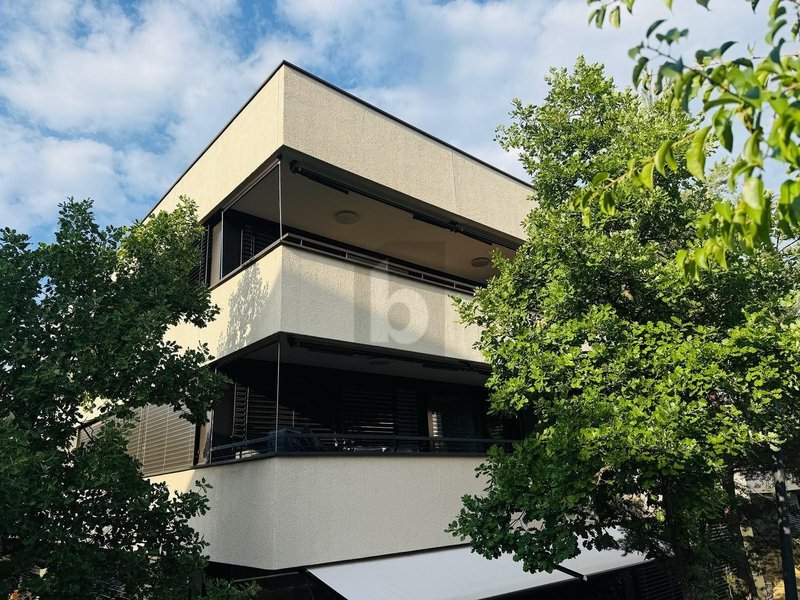 Photo 2 de Auf Anfrage, Reinach BL