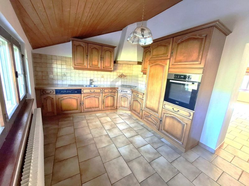 Photo 2 of Sur demande, Fahy