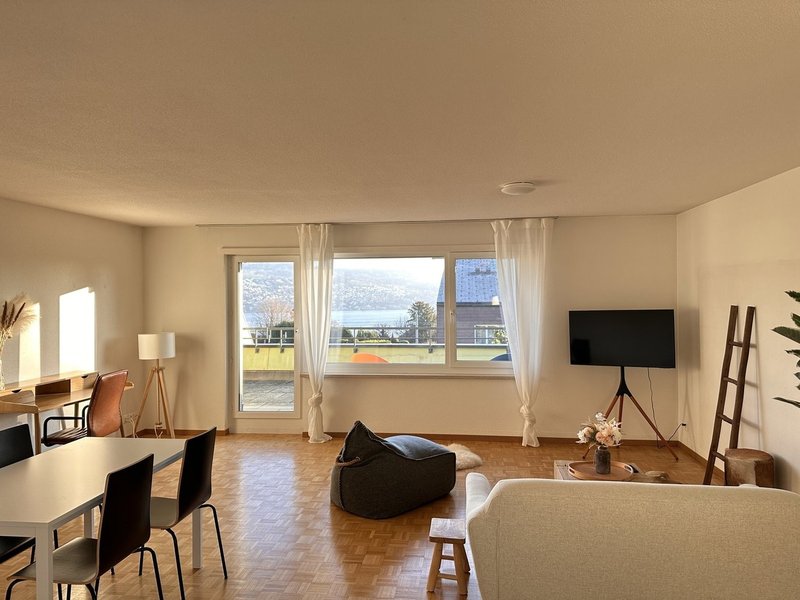 Foto 4 di Alte Landstrasse 18, Thalwil