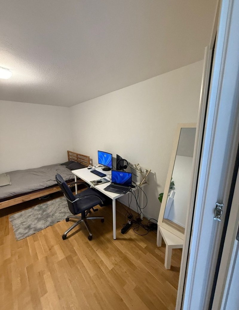 Foto 2 di Lindenstrasse 40, Zurich