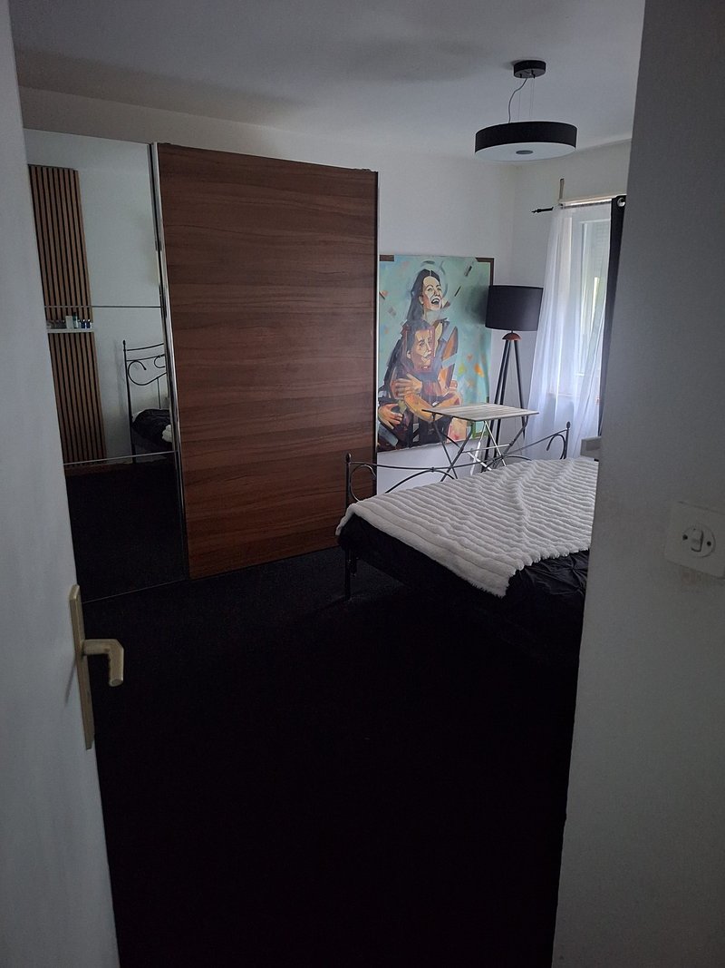 Foto 3 di Albistrasse 9, Adliswil