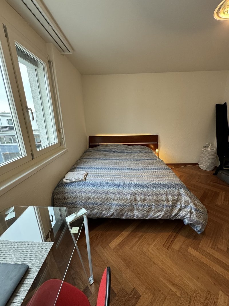 Foto 2 di Affolternstrasse 154, Zurich