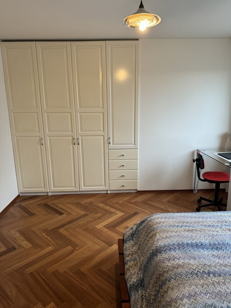 Foto 4 di Affolternstrasse 154, Zurich