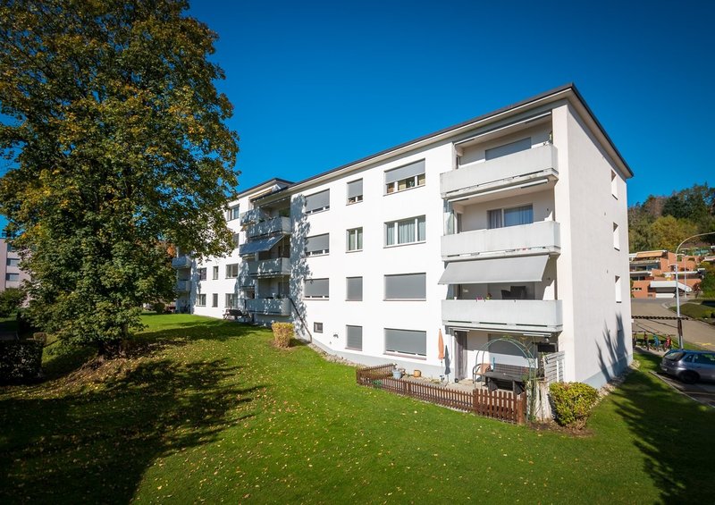 Foto 1 di Wihaldenstrasse 19, Hinwil