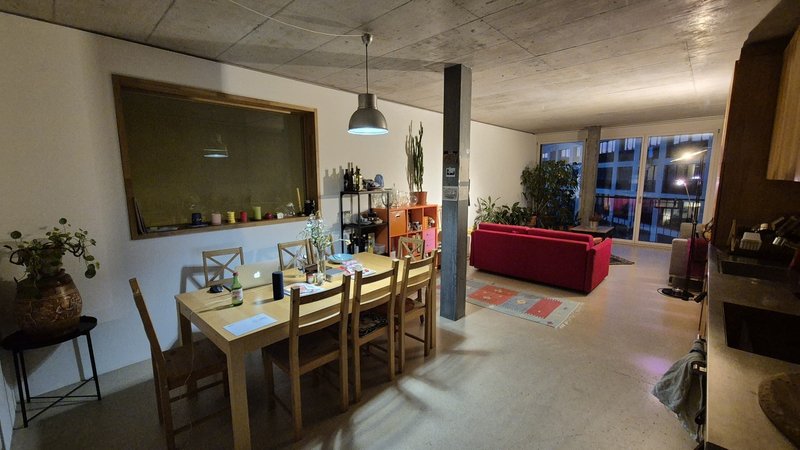 Foto 1 di Kalkbreitestrasse 8, Zürich