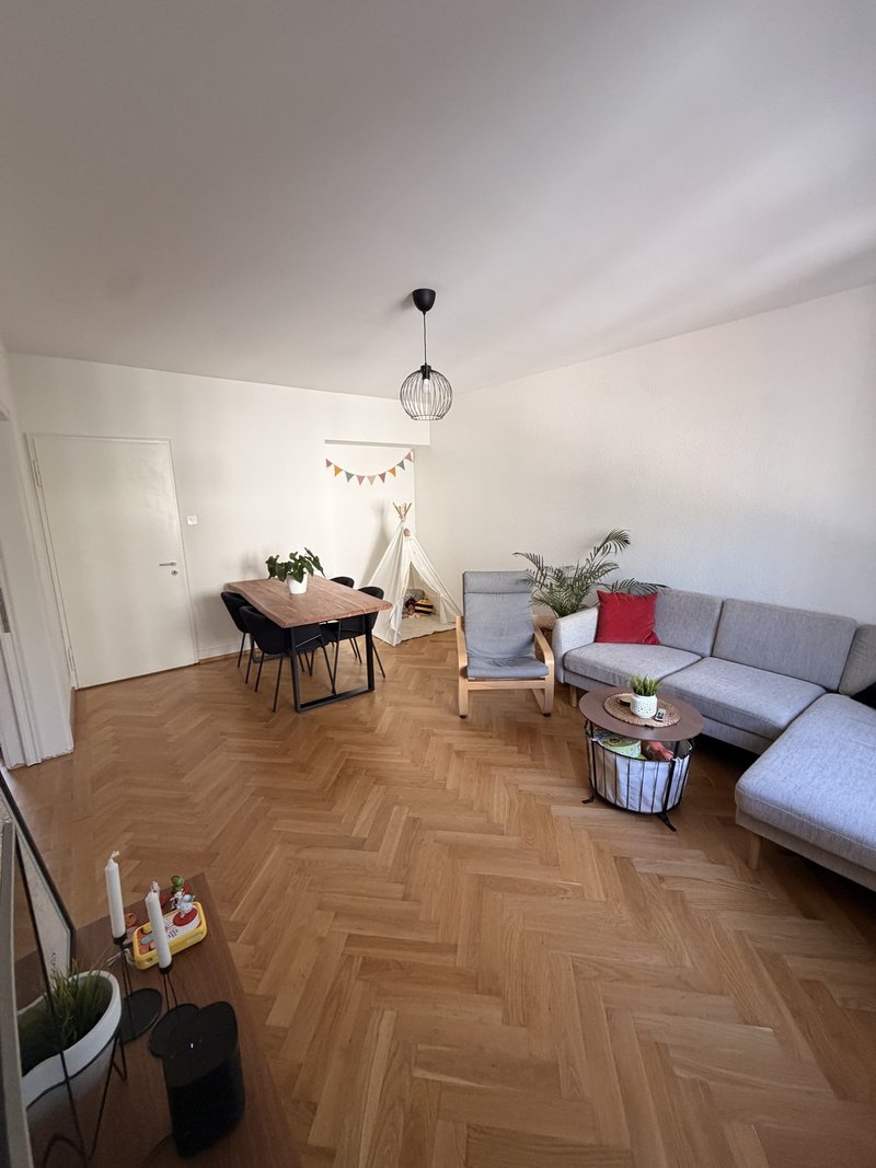 Foto 2 di Alfred Escher strasse, 32, Zurich
