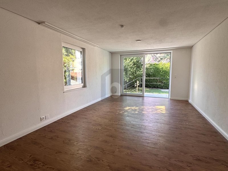 Foto 1 von Auf Anfrage, Emmen