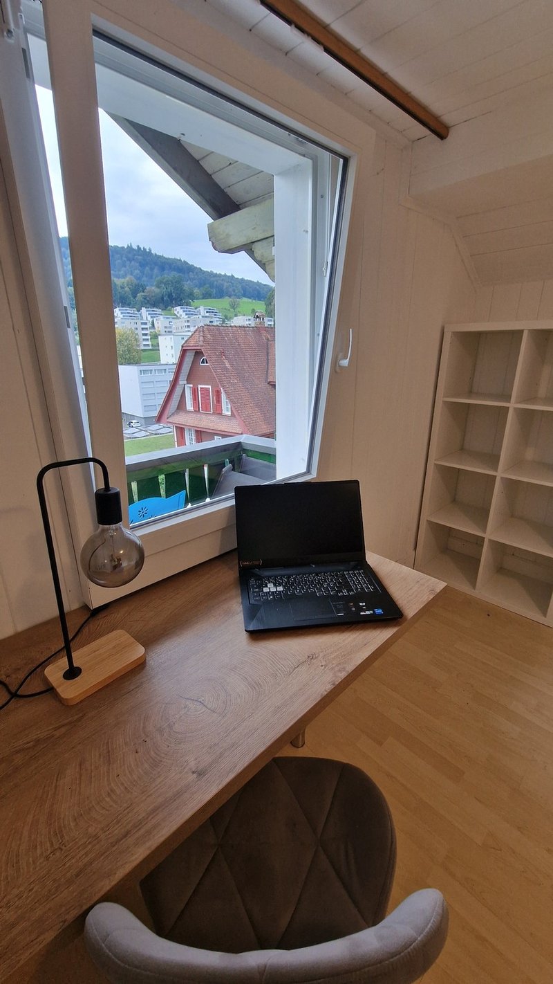 Foto 1 di Kaspar-koppstrasse, Ebikon,Luzern