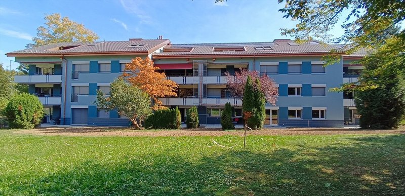 Foto 1 di Uster